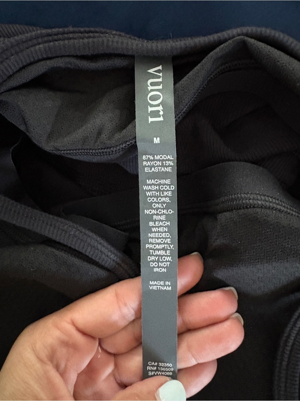Vuori Pose Henley Jumpsuit (Med) - Picture 4 of 5